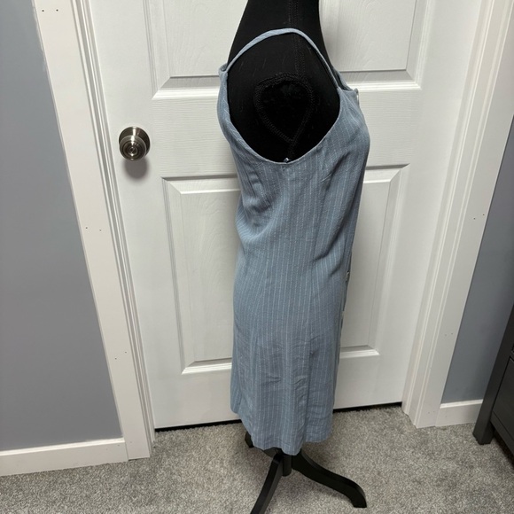 Monteau Dress - Picture 2 of 5